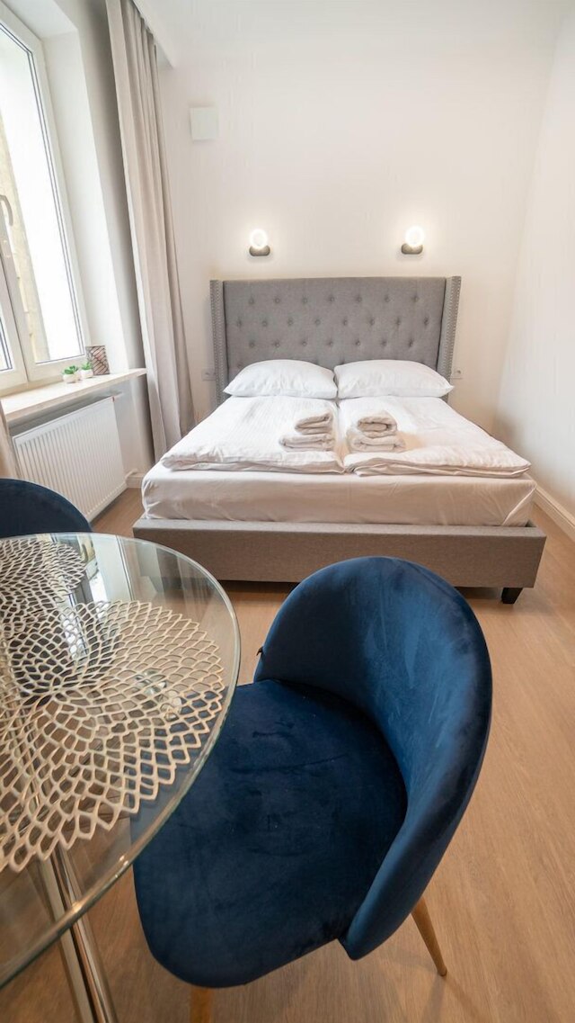 フレイ ホームズ シティ センター プラッツ ズバウィチエラ