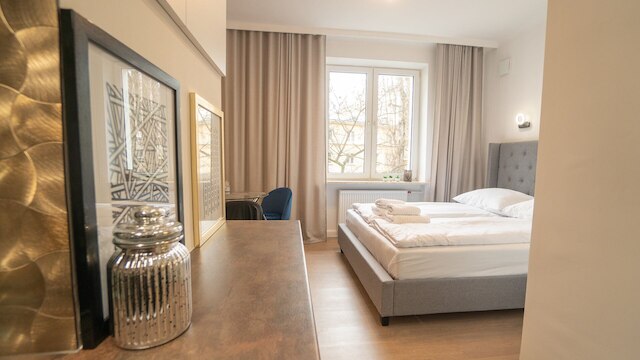 フレイ ホームズ シティ センター プラッツ ズバウィチエラ