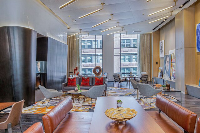 キャノピー バイ ヒルトン ジャージー シティ アーツ ディストリクト