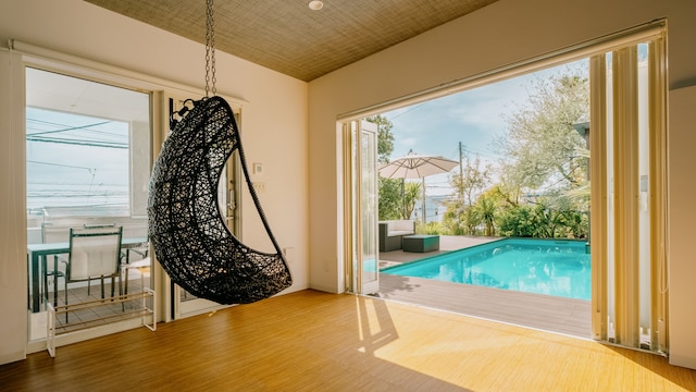 CASABLANCA POOL HOUSE – KAMAKURA