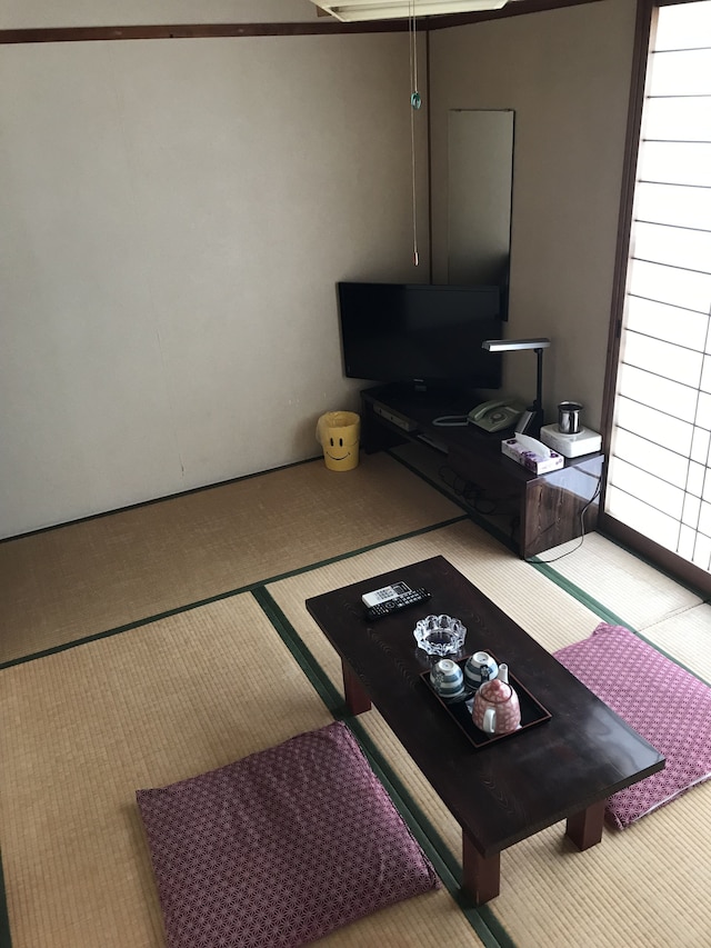 ビジネスホテル ルート 9