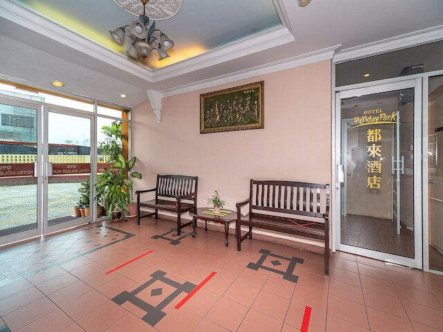 OYO 89864 ホテル ホリデイ パーク