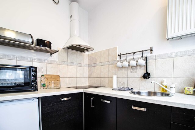 ポリー モコトウ アパートメント