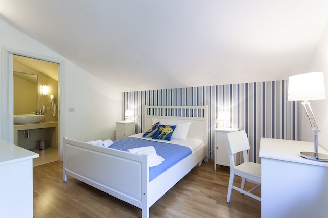 ヴィラ ボルゴ ドゥイーノ