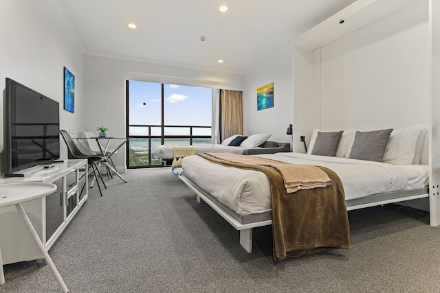 シー シティ ビューズ タカプナ スタジオ W カーパーク