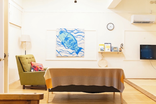 パイナップル ホテル