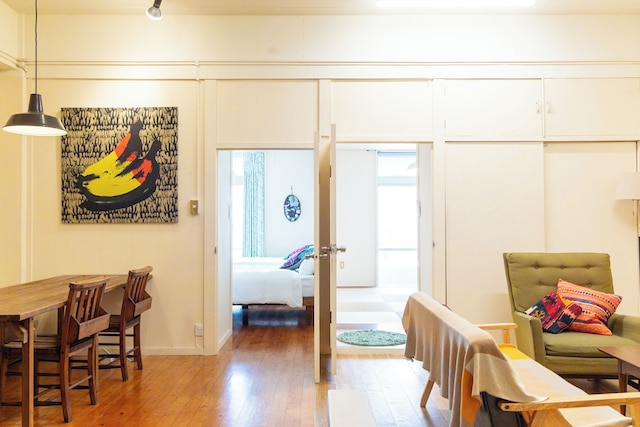 パイナップル ホテル