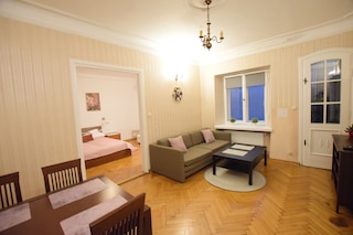 エレガント アパートメント ウニベルシタス