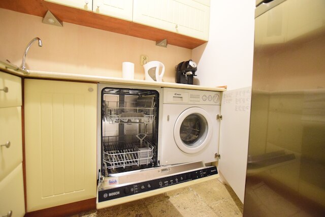 エレガント アパートメント ウニベルシタス