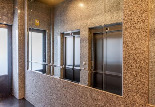 アルターホーム アパルタメント プラザ デ シベレス II