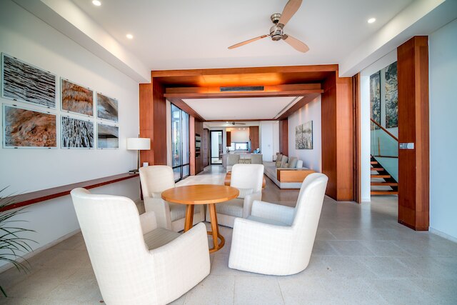 ビーチフロント ヴィラ ダナン ビーチ