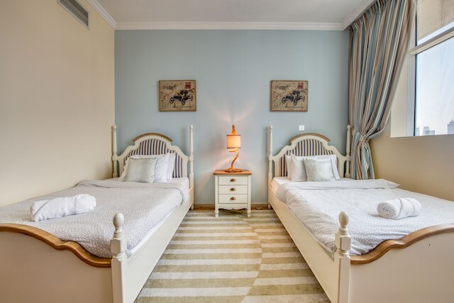 R&H ブルジュ アル ノジョム