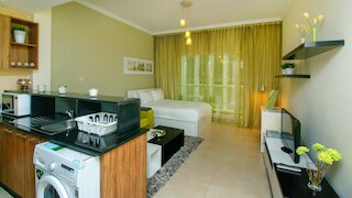 R&H ブルジュ アル ノジョム