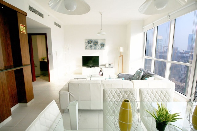 R&H ブルジュ レジデンシズ