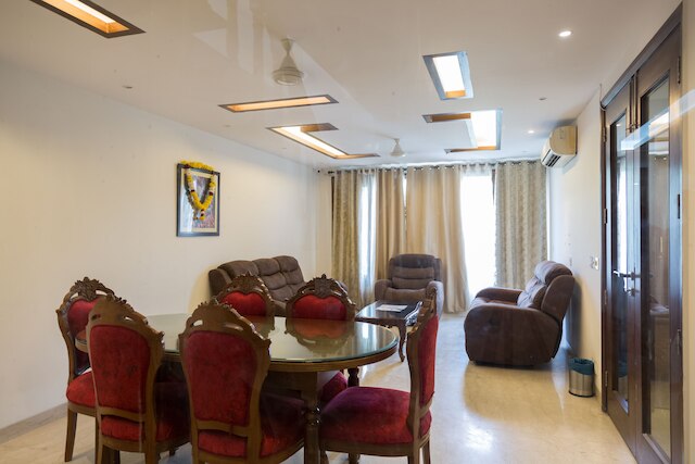 アンダー マイ ルーフ スーペリオ