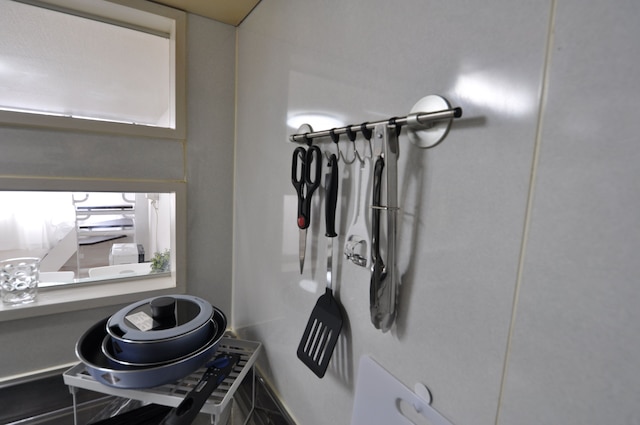 AMS Hiragishi 11 502