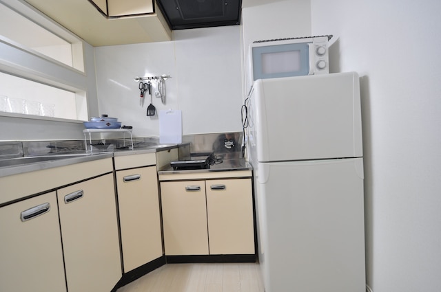 AMS Hiragishi 11 502