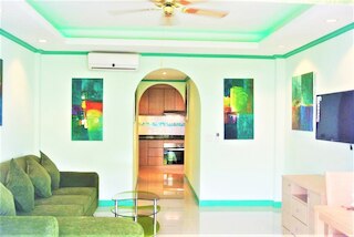 コーナー、ベッドルーム 1 室、コンドミニアム