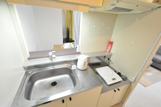 IK 南六条レジデンス 201 号室