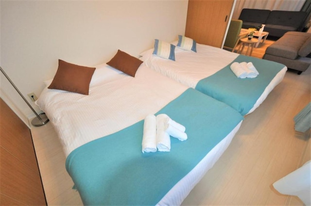 IK 南六条レジデンス 201 号室