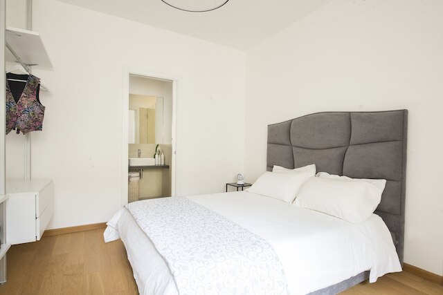 マジョーネ アパートメント ウィズ テラス 、イワンダフル イタリー