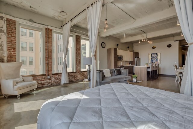 ラグジュアリー ダウンタウン ダラス ステイ バイ アミフインハウス