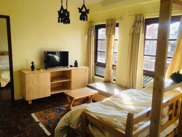 チャー ネワリ サービス アパートメント