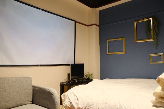 Local Nishijin Apartment