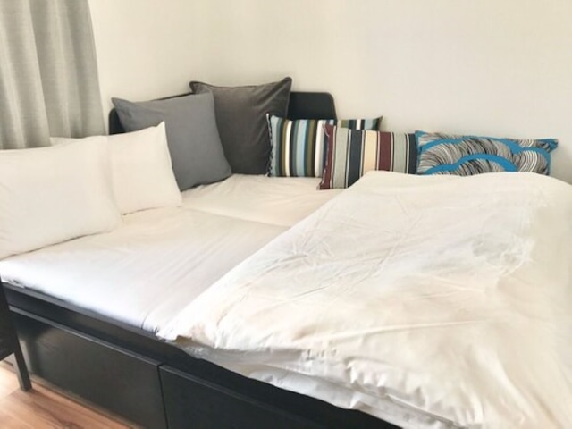 Local Hakata Apartment