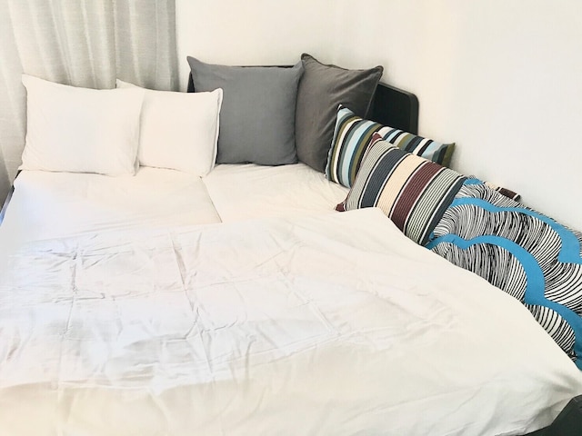 Local Hakata Apartment