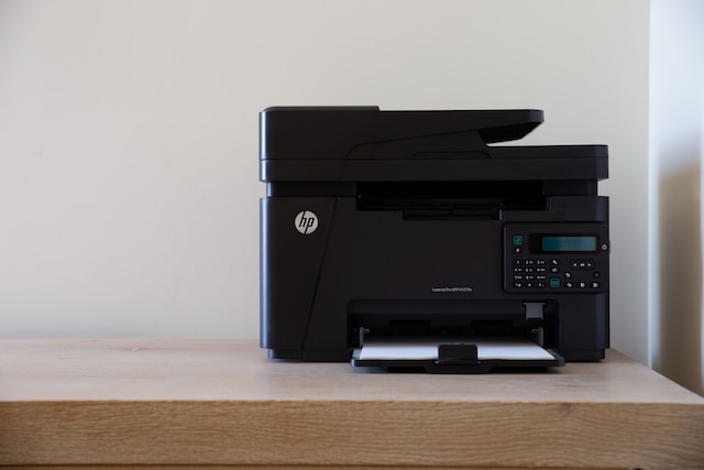 モダン & スタイリッシュ 3 ベッドルーム アパートメン ウィズ バルコニー