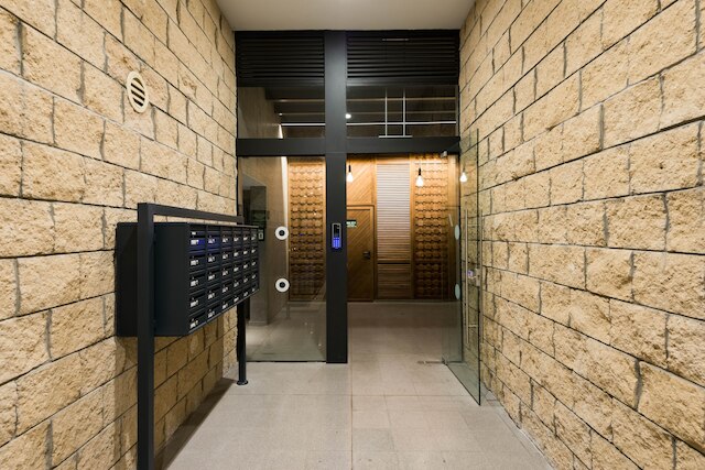 コンテンポラリー & テクスチャー リッチ ハイダウェイ