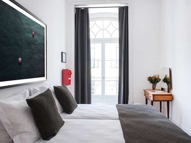 マダレナ オルキデア リビング