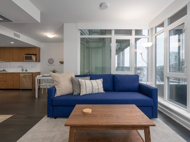 スターリング スイーツ - イールタウン