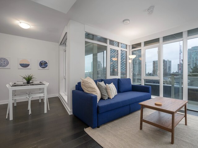 スターリング スイーツ - イールタウン