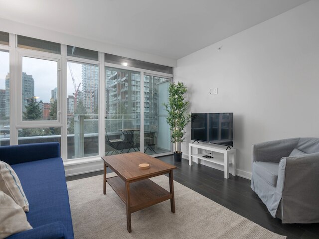 スターリング スイーツ - イールタウン