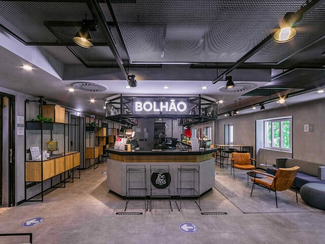 イビス ポルト セントロ メルカド ボリャオ