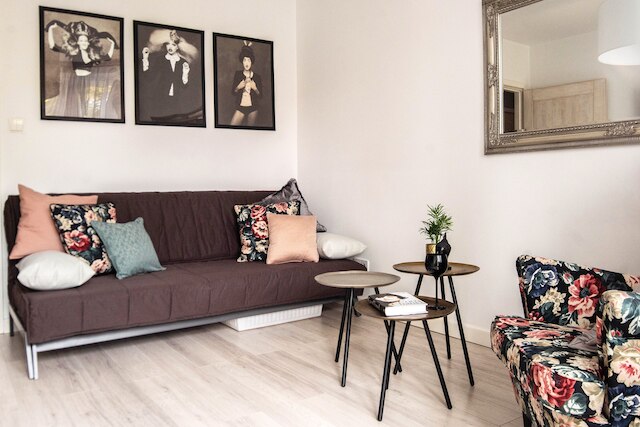 P&O アパートメンツ コラッジゴ メトロ ラタゥズ