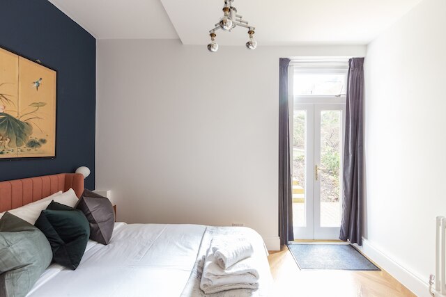 ビューティフル 2 ベッドルーム ガーデン フラット