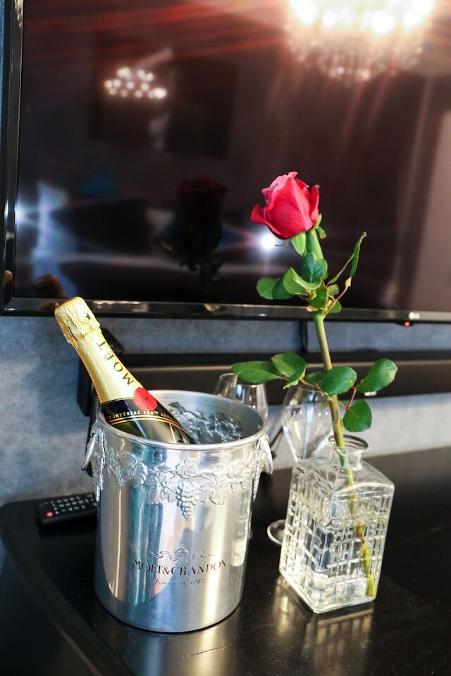 ソフィーズ プレイス アウガルテン