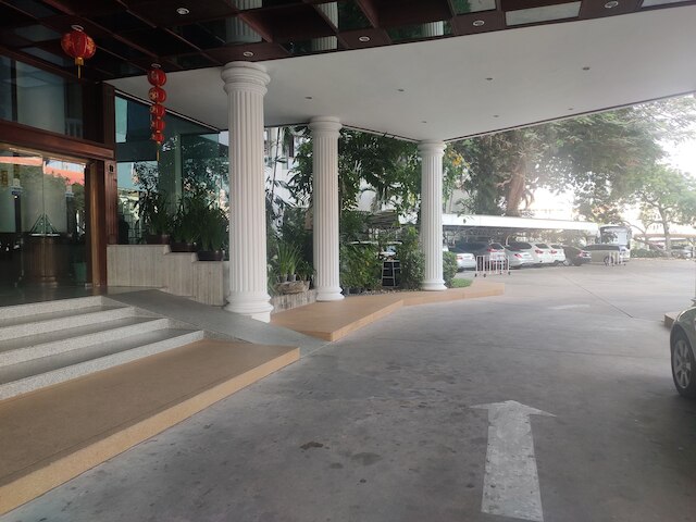 ホテル メトロ イン