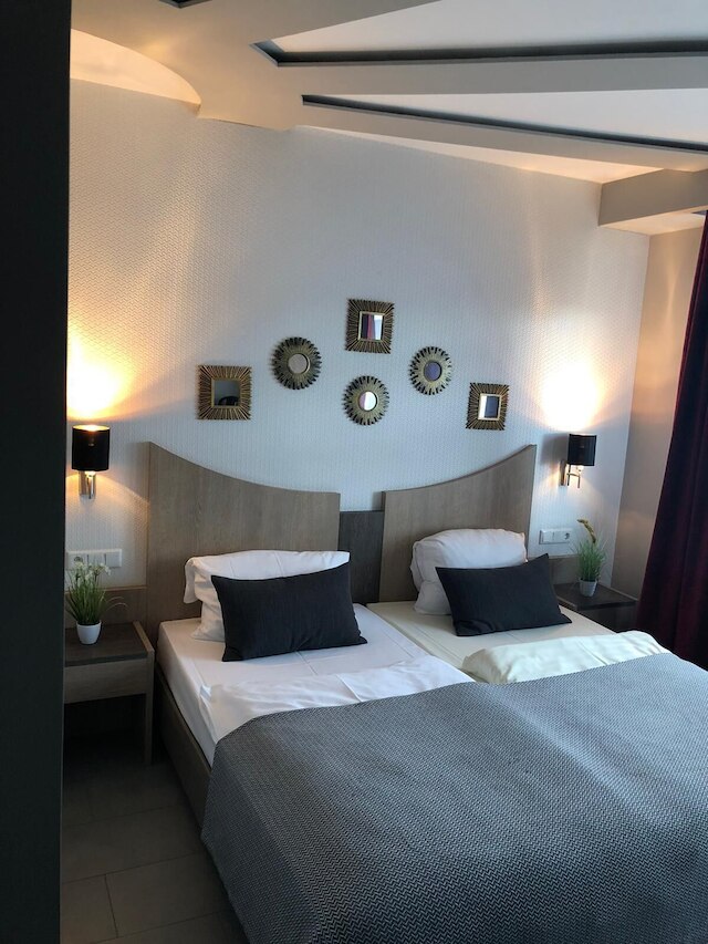 ホテルアテンケルスターバッハエアポート