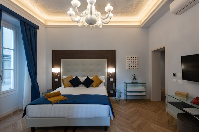 カイロス バイ フローレンス アート アパートメンツ