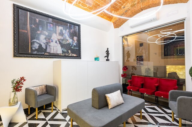 カイロス バイ フローレンス アート アパートメンツ