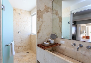 ヒップ カロフル スタジオ ウィズ パティオ イン ローマ ノルテ