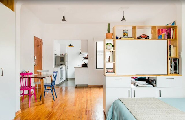 ヒップ カロフル スタジオ ウィズ パティオ イン ローマ ノルテ