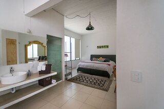 ジーブ コヨアカン アット ユア ドアステップ