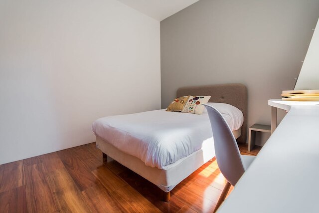 ジーブ クワイエット アンド コンフィー イン ザ ミドル オブ エブリーシング