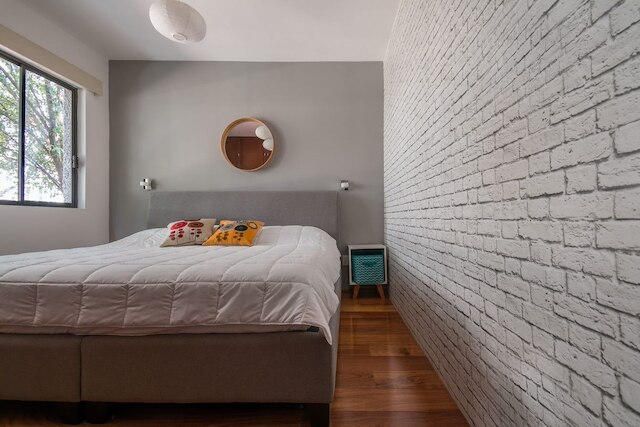 ジーブ クワイエット アンド コンフィー イン ザ ミドル オブ エブリーシング