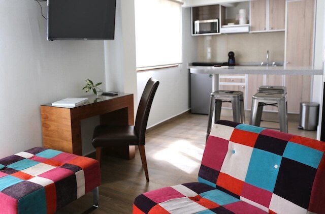 ジーブ ラックス 1 ベッドルーム フラット アット レフォルマ